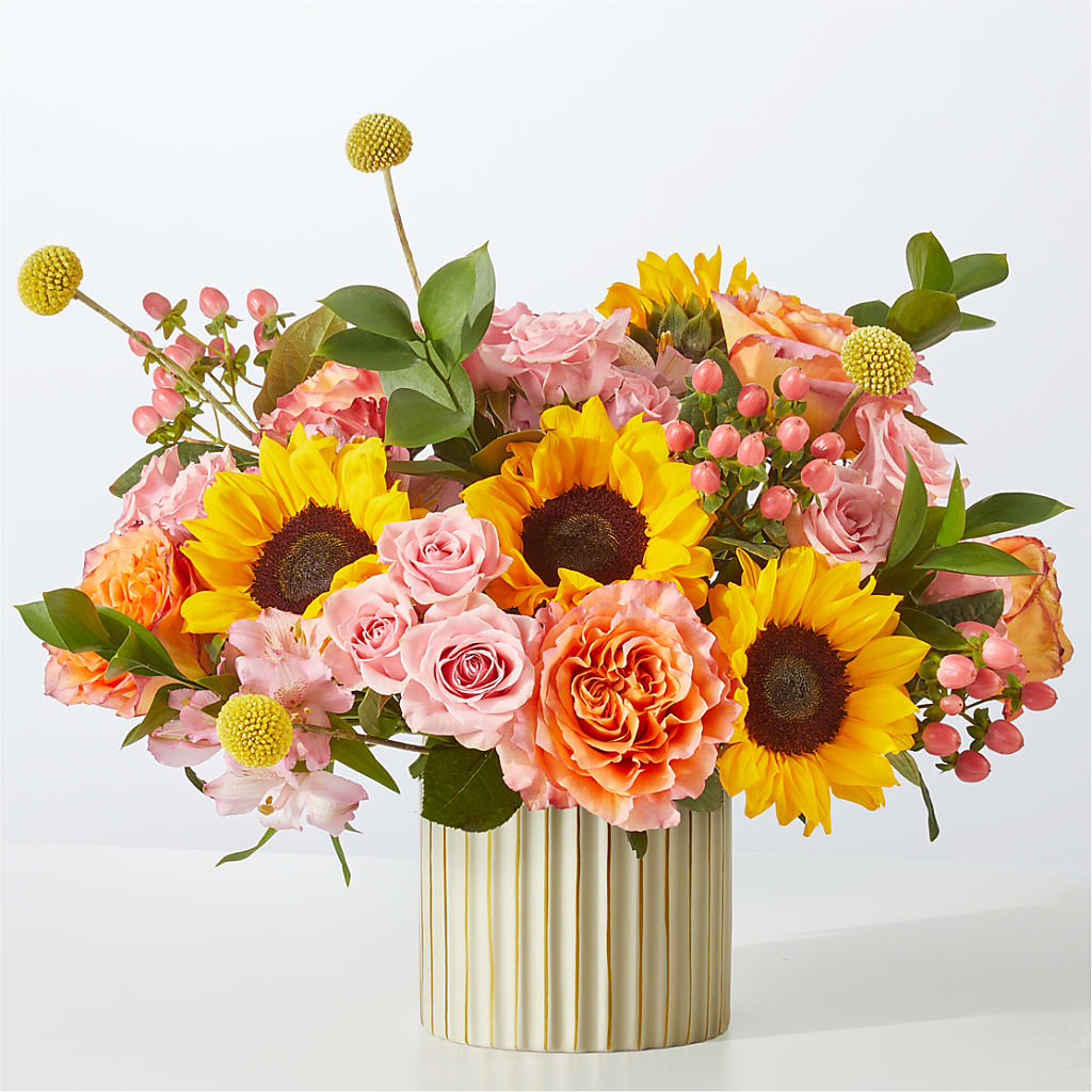 Sun's Out Bouquet – LEMON TREE FLOWERS & THINGS, Columbiana OH