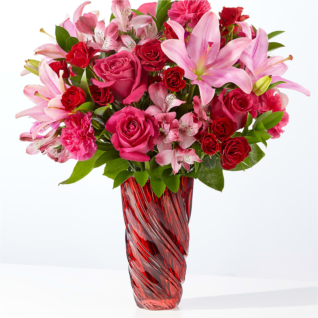In Love Bouquet with Luxe Swirl Vase – LEMON TREE FLOWERS & THINGS, Columbiana OH