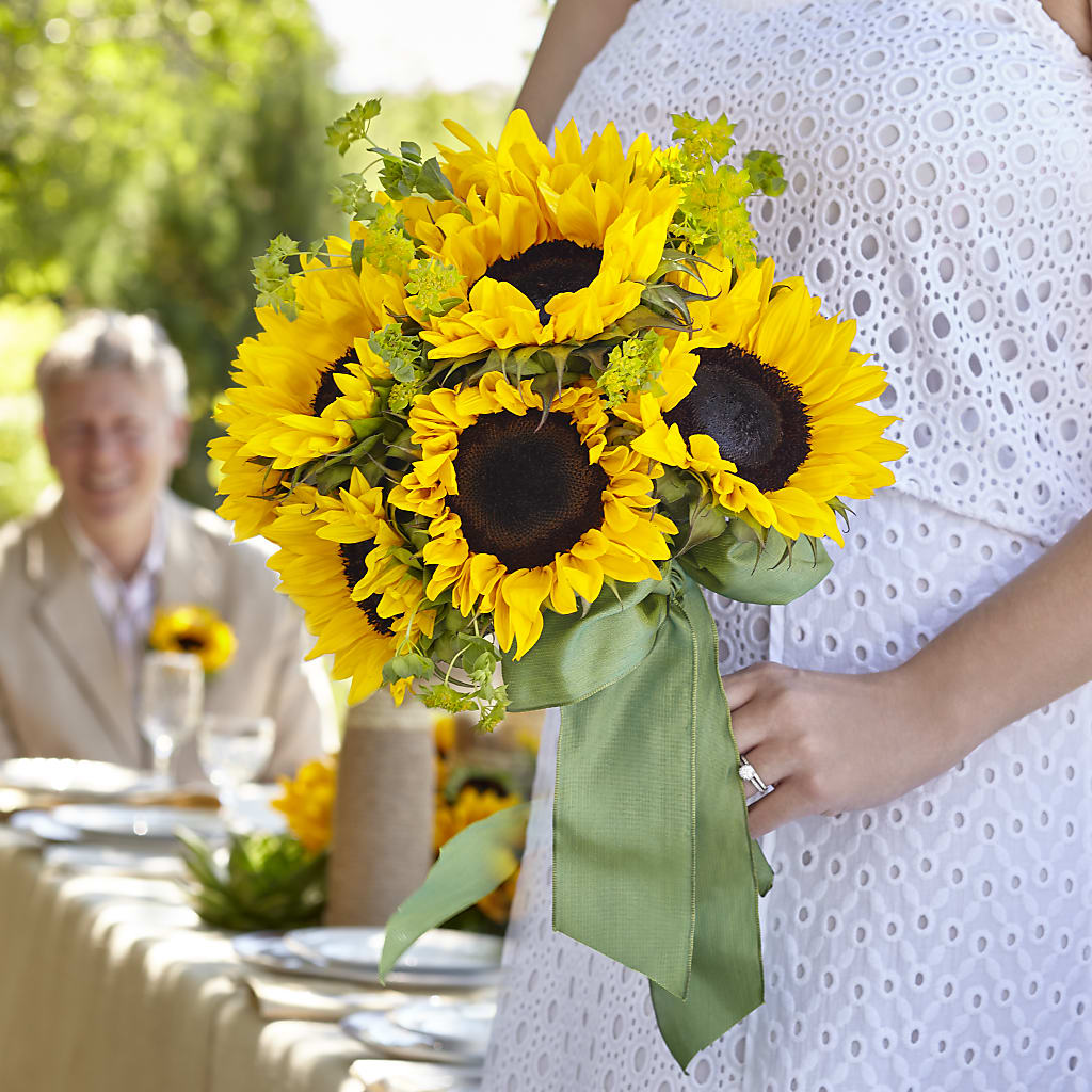 Free Spirit Bouquet – LEMON TREE FLOWERS & THINGS, Columbiana OH