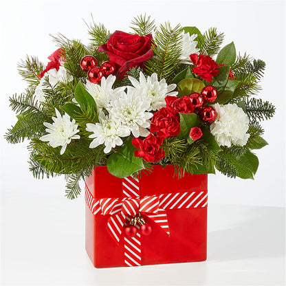 Presents Under the Tree Bouquet – LEMON TREE FLOWERS & THINGS, Columbiana OH