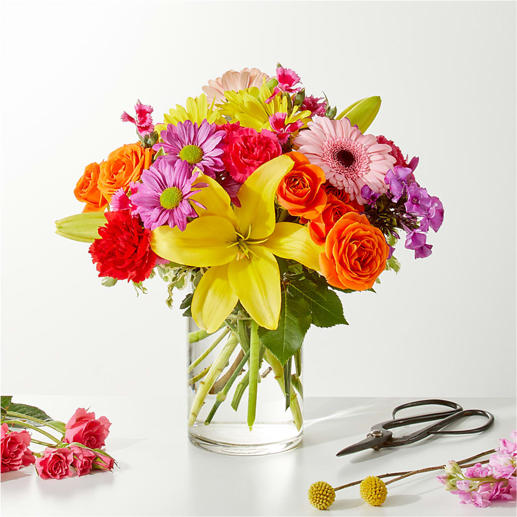 Cue the Confetti - A Florist Original – LEMON TREE FLOWERS & THINGS, Columbiana OH