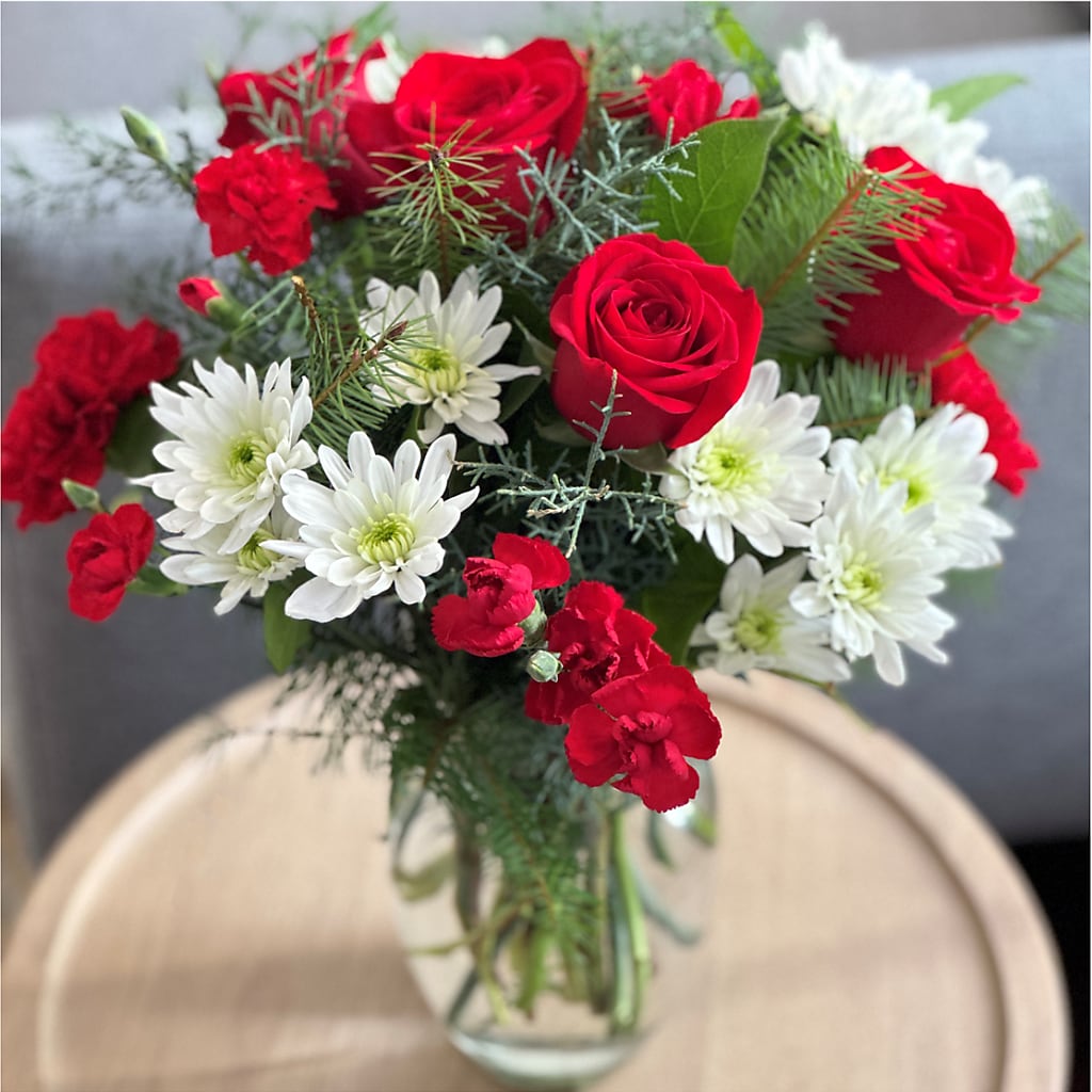 Seasonal Magic Bouquet – LEMON TREE FLOWERS & THINGS, Columbiana OH